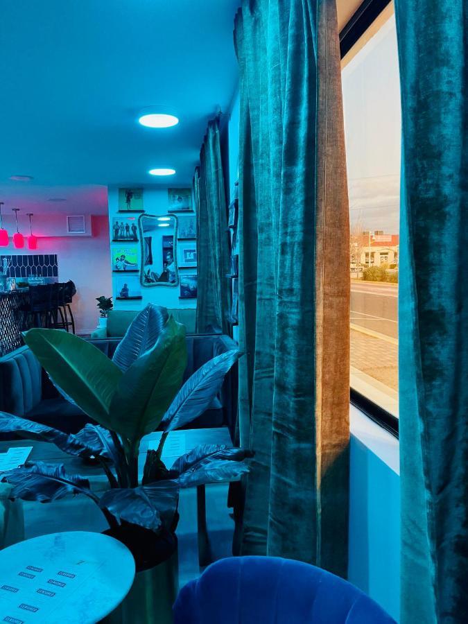 Hotel Zazz ألباكركي المظهر الخارجي الصورة