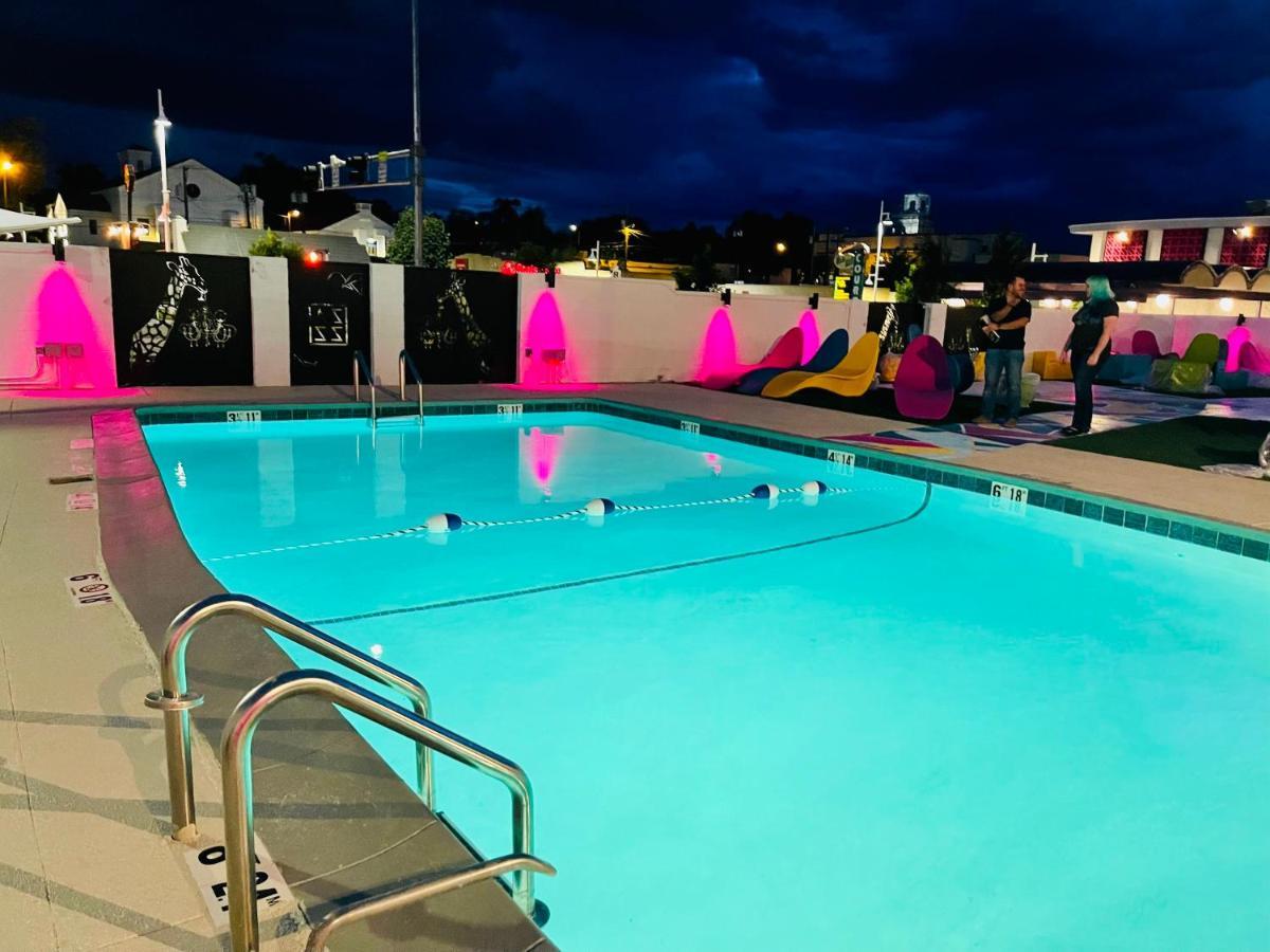 Hotel Zazz ألباكركي المظهر الخارجي الصورة